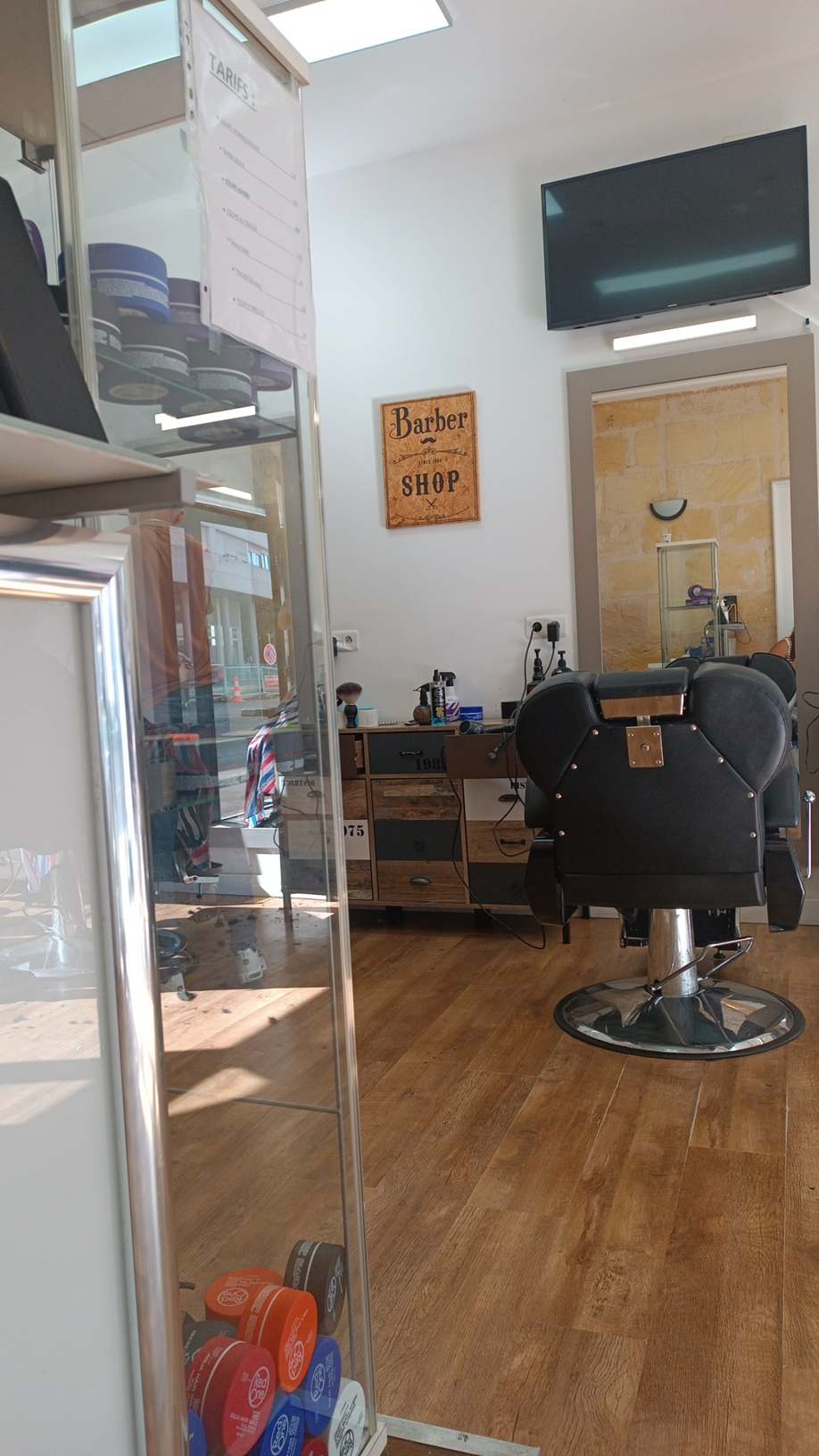 Photo 5 - COIFFEUR GARE ST JEAN