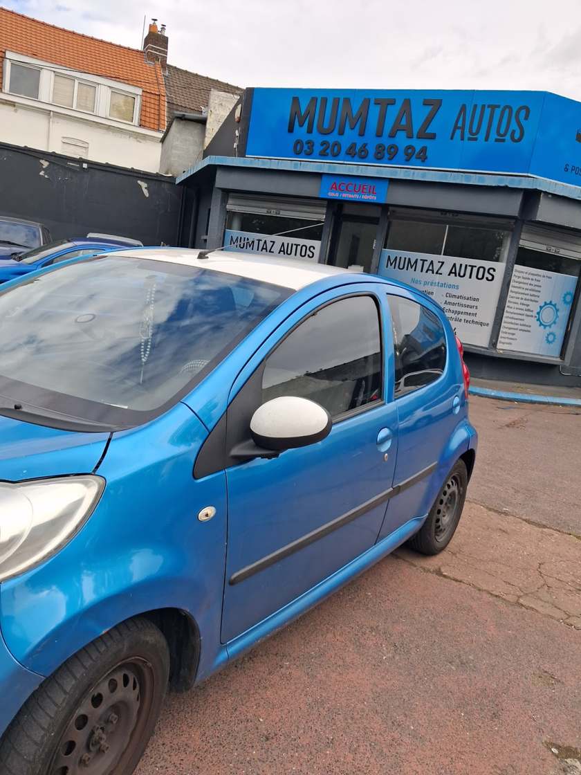 Photo 5 - MUMTAZ AUTOS
